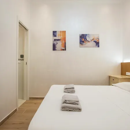Marconi Design - 4 Fermate Dal Colosseo 3*